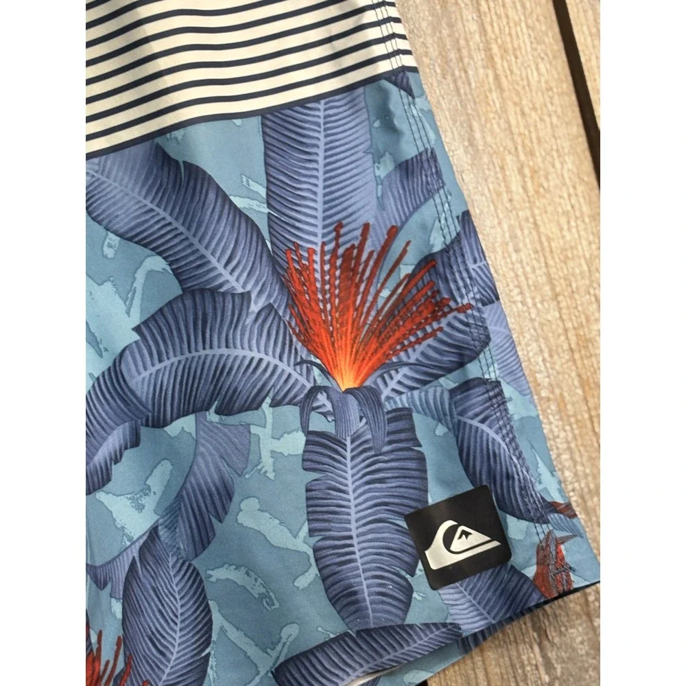 Quiksilver‎ AG47 Dry Flight Board Shorts Mens 33 Blue Tropical Floral QYBS03358